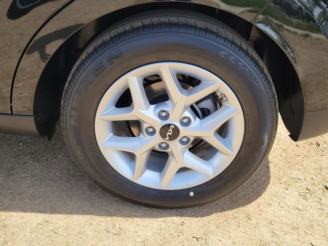 Used 2025 Kia Soul LX w/ LX Technology Package FWD image 18