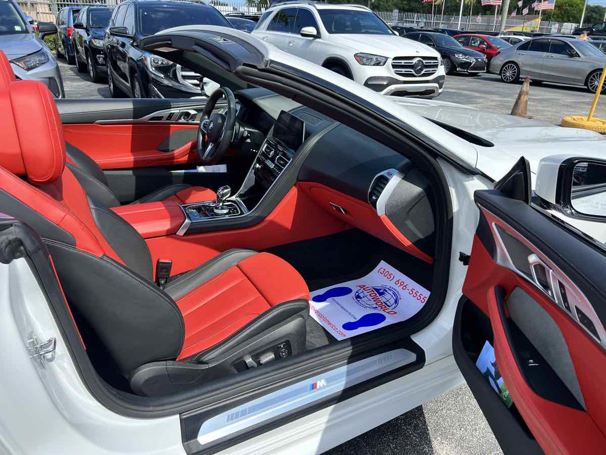 Used 2022 BMW 840i Convertible w/ Comfort Seating Package image 21