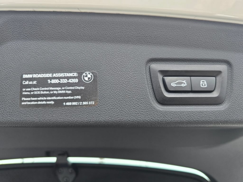 Used 2025 BMW i4 eDrive40 w/ Premium Package RWD image 16