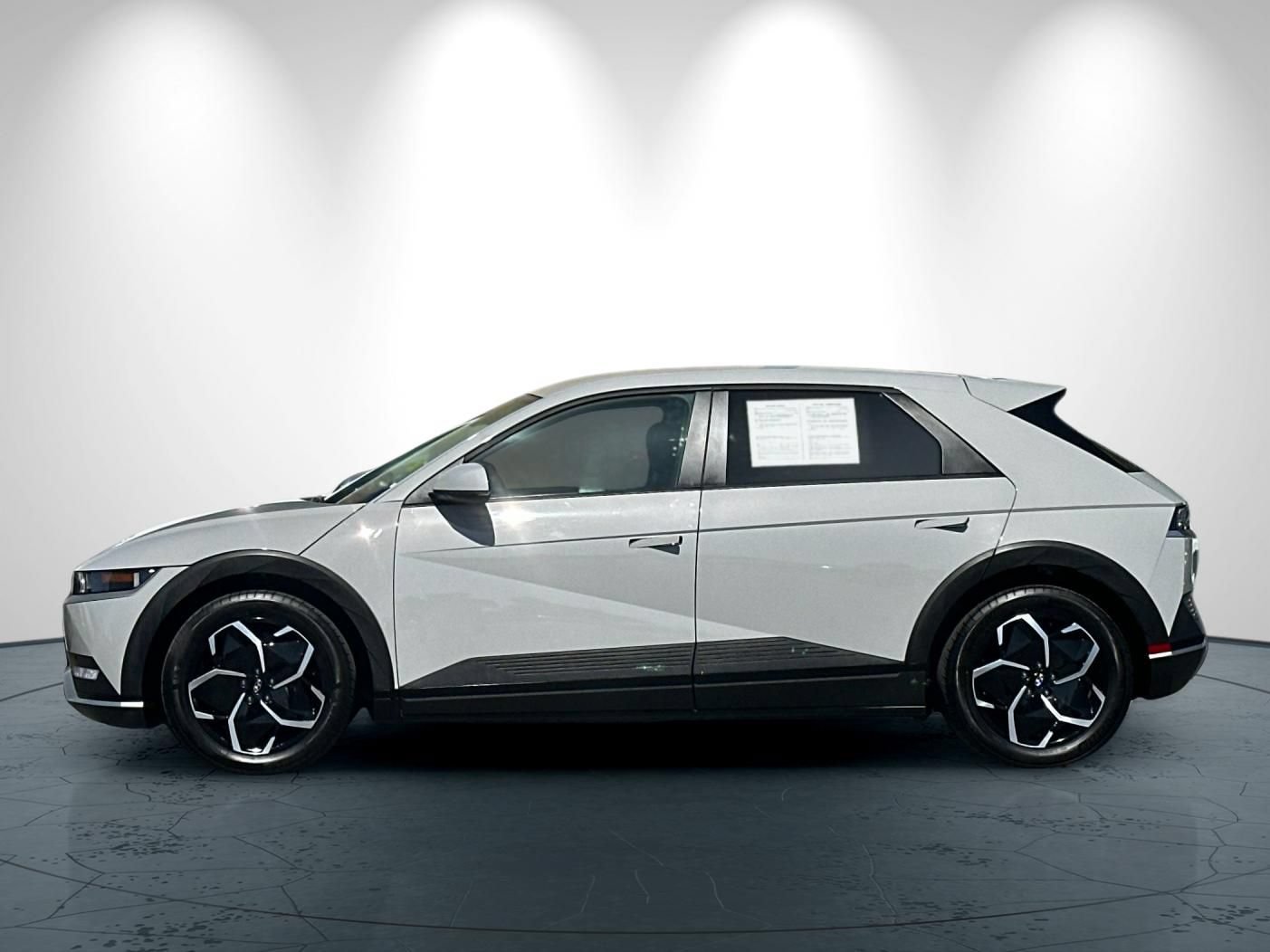 Used 2024 Hyundai Ioniq 5 SEL RWD image 7