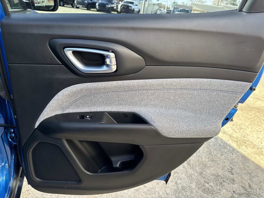 Used 2024 Jeep Compass Sport image 20