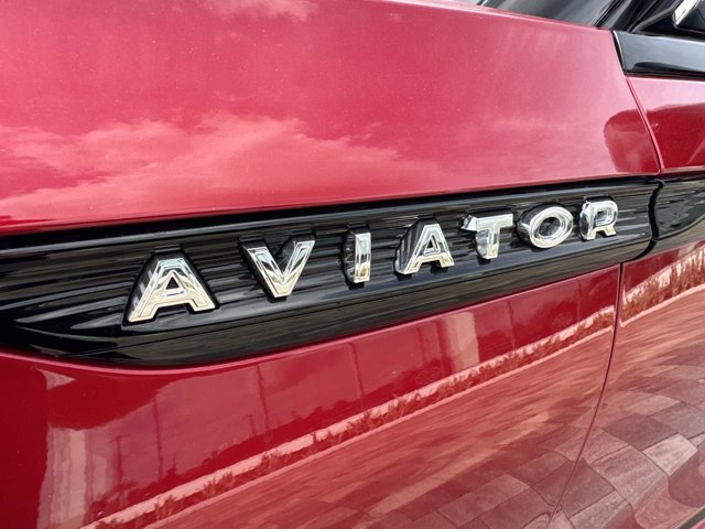 New 2026 Lincoln Aviator Reserve image 8