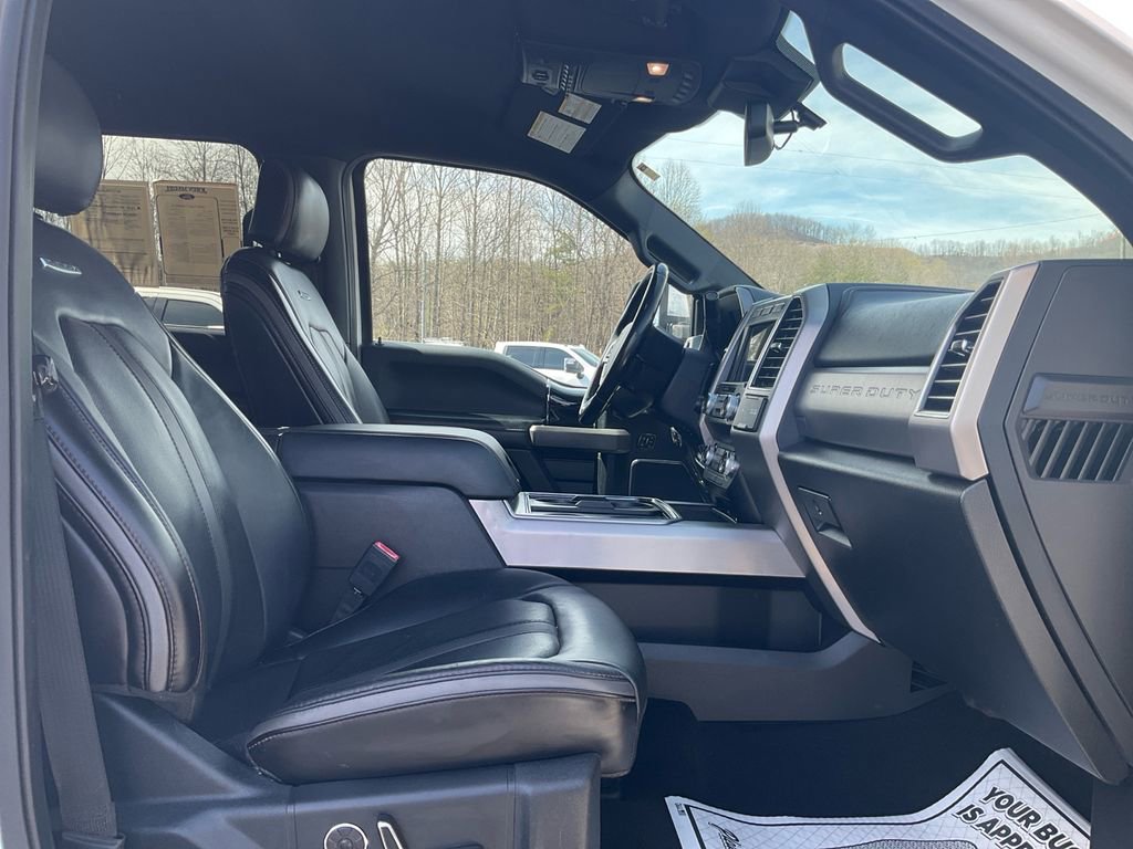 Used 2020 Ford F350 Platinum w/ FX4 Off-Road Package AWD/4WD image 13