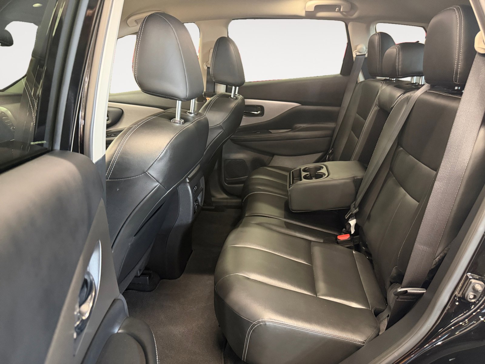 Used 2024 Nissan Murano SV w/ SV Midnight Edition Package FWD image 24