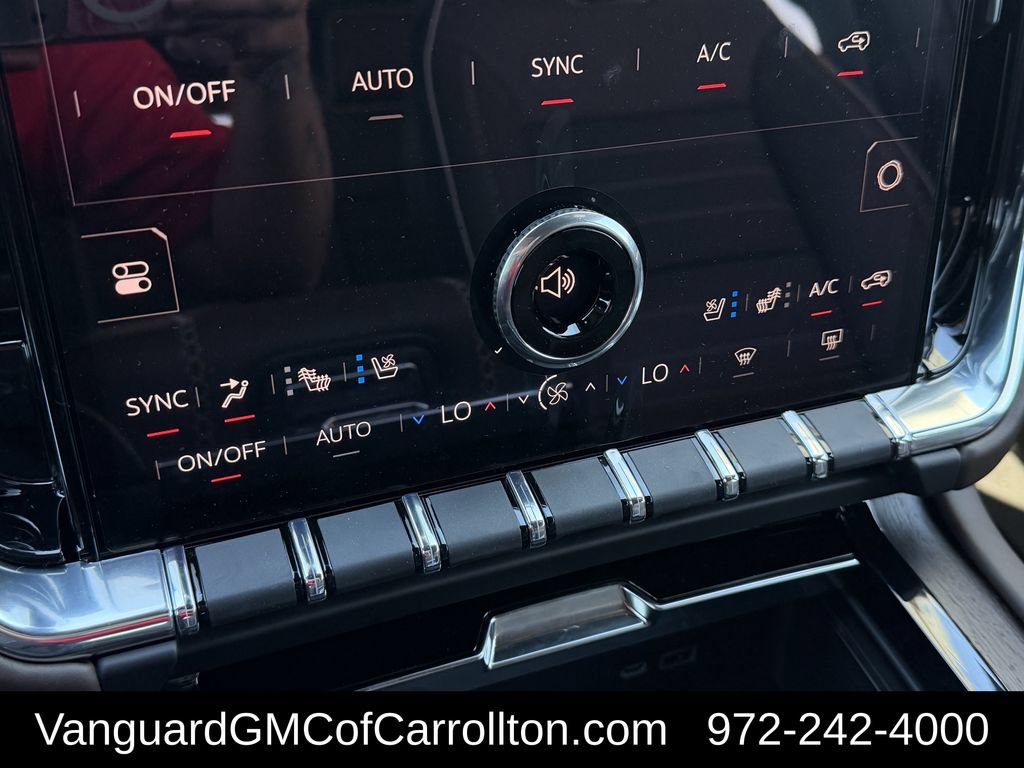 New 2026 GMC Yukon Denali Ultimate AWD/4WD image 17