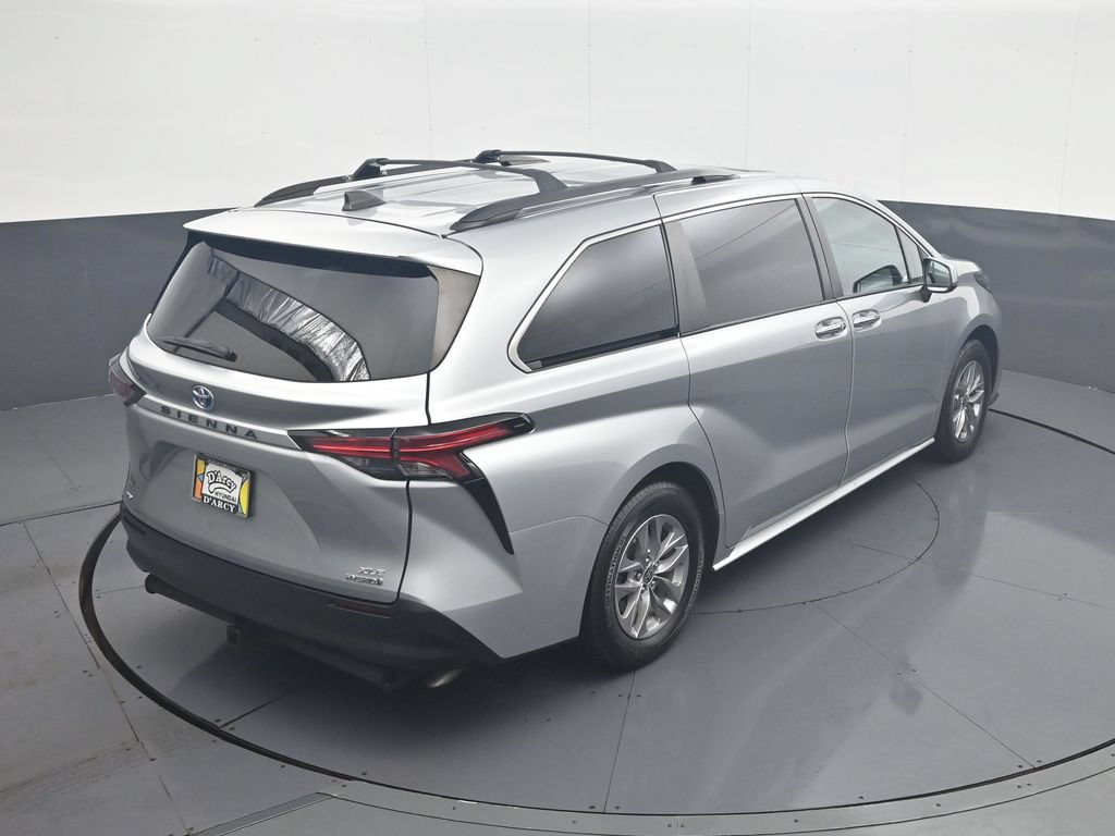 Used 2022 Toyota Sienna XLE w/ XLE Plus Package AWD/4WD image 19