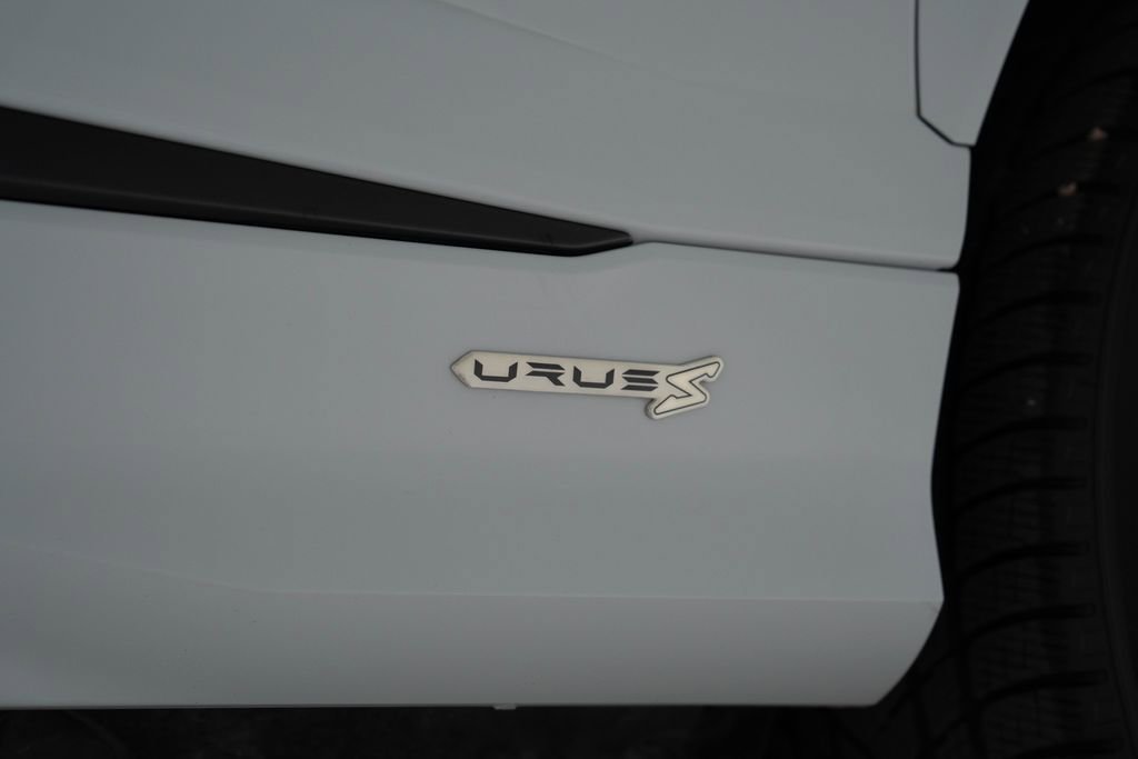 Used 2024 Lamborghini Urus S AWD/4WD image 58
