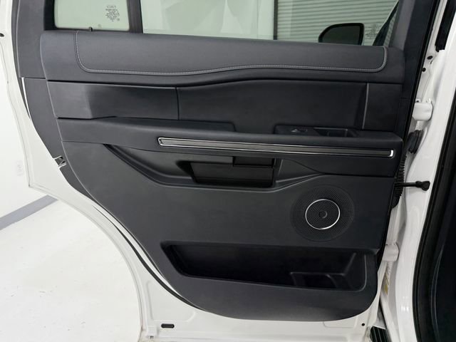 Used 2023 Ford Expedition XLT RWD image 36