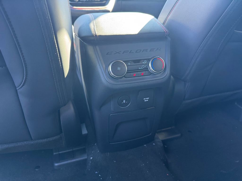 New 2026 Ford Explorer ST-Line w/ ST-Line Street Pack image 22