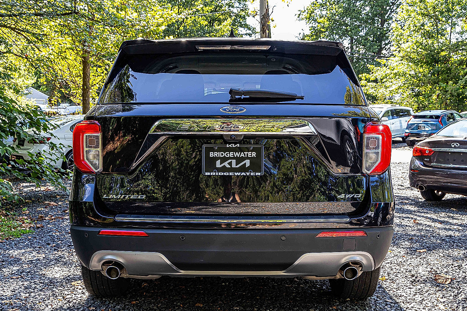 Used 2023 Ford Explorer Limited image 5