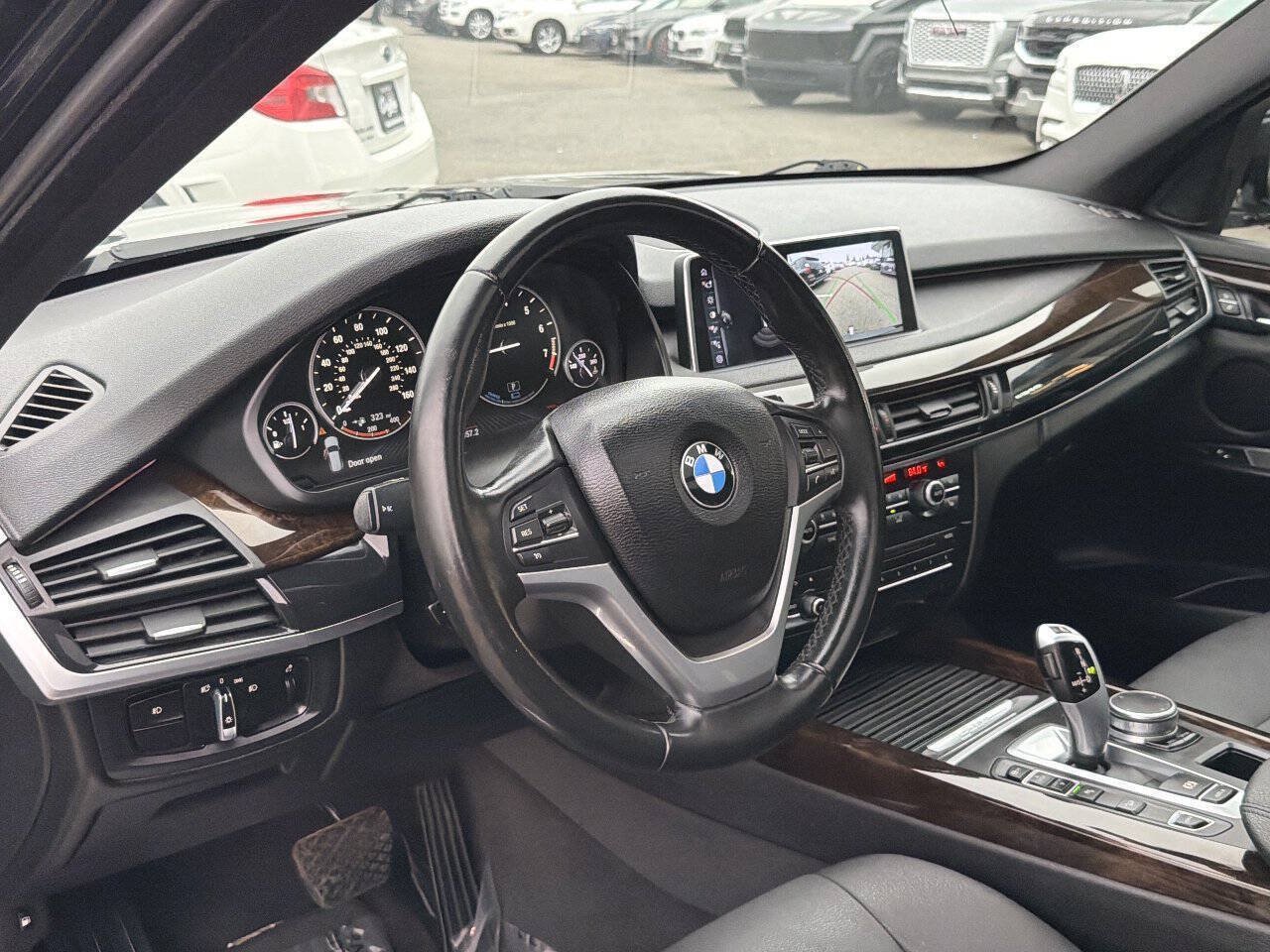 Used 2017 BMW X5 xDrive40e AWD/4WD image 31