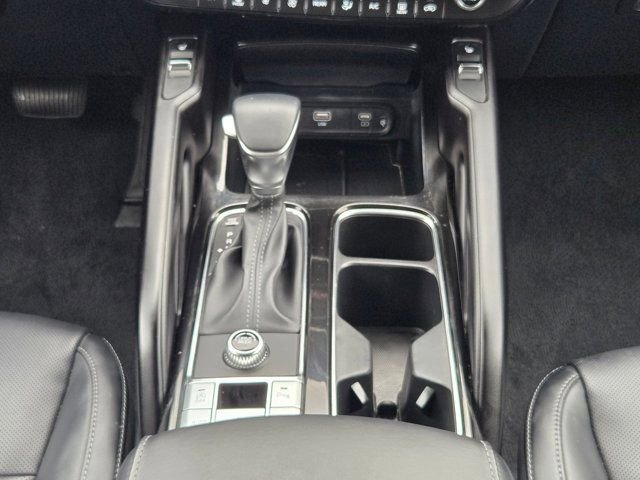 Used 2025 Kia Telluride S image 17