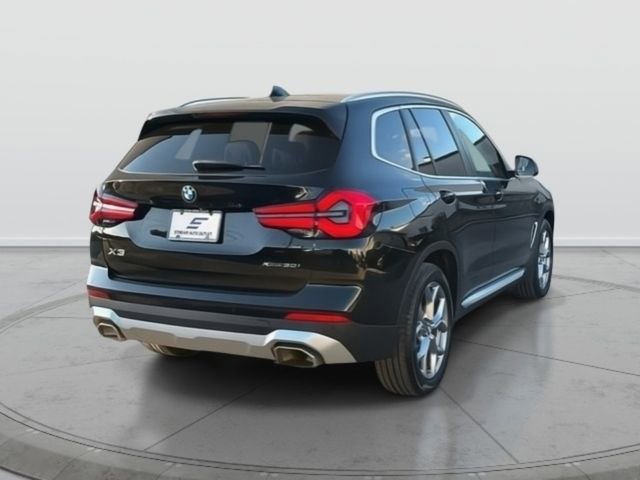 Used 2023 BMW X3 xDrive30i w/ Premium Package image 4