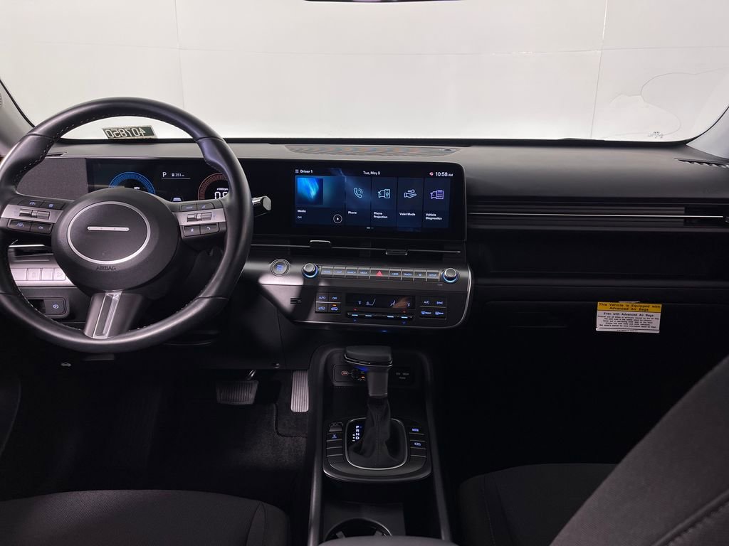 Certified 2025 Hyundai Kona SEL AWD/4WD image 14