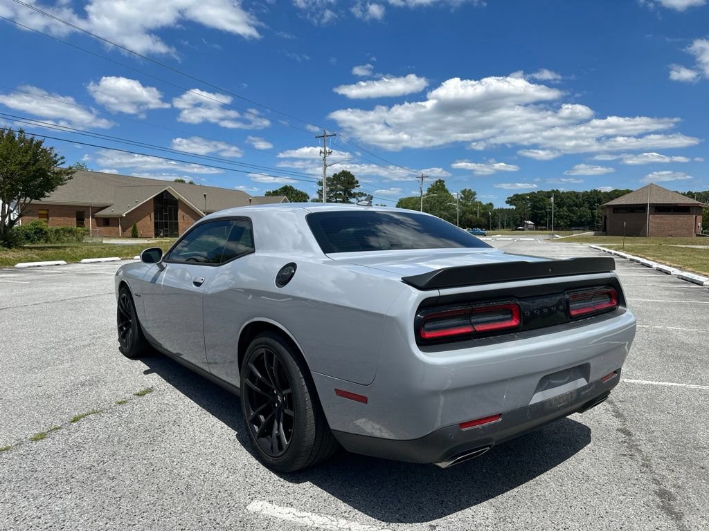 Used 2021 Dodge Challenger R/T w/ Performance Handling Group RWD image 7