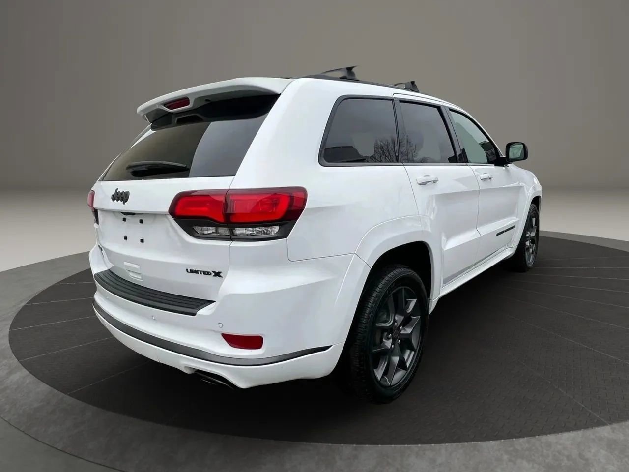 Used 2019 Jeep Grand Cherokee Limited X AWD/4WD image 5