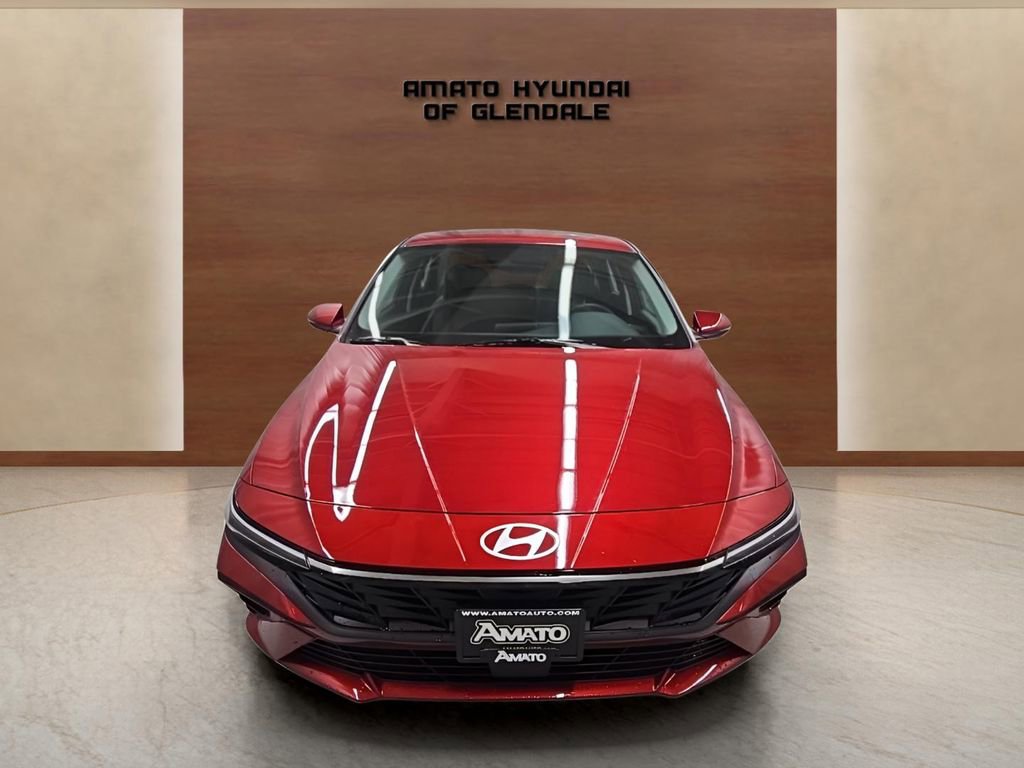 New 2026 Hyundai Elantra Limited FWD image 9