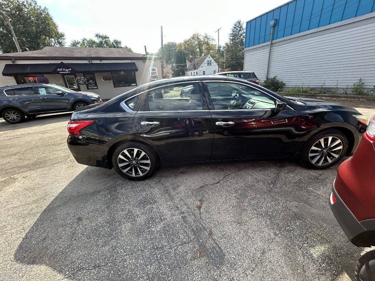 Used 2017 Nissan Altima 2.5 SV FWD image 13