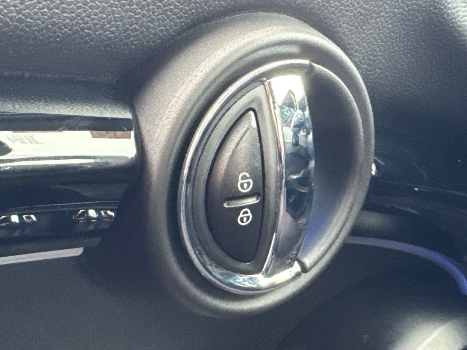 Used 2022 MINI Cooper S image 24