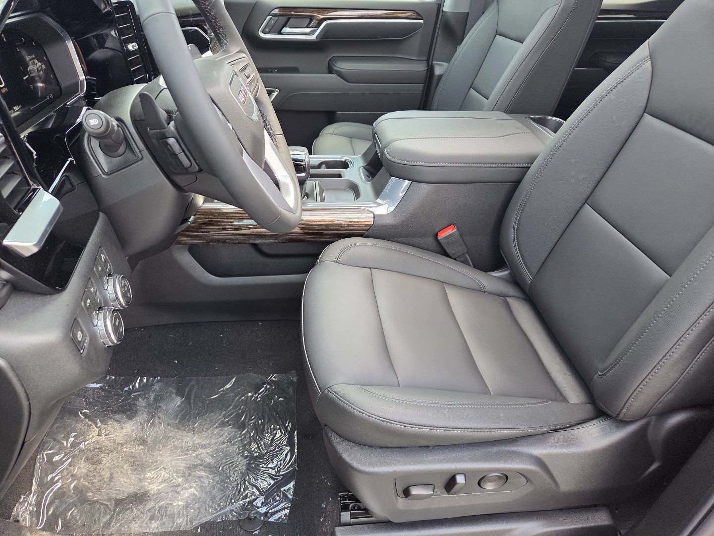 New 2026 GMC Sierra 1500 Elevation w/ Elevation Premium Package AWD/4WD image 30