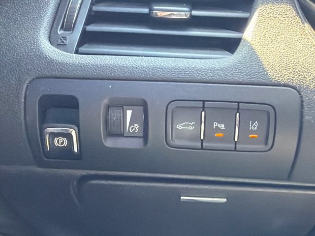 Used 2014 Chevrolet Impala LTZ FWD image 30