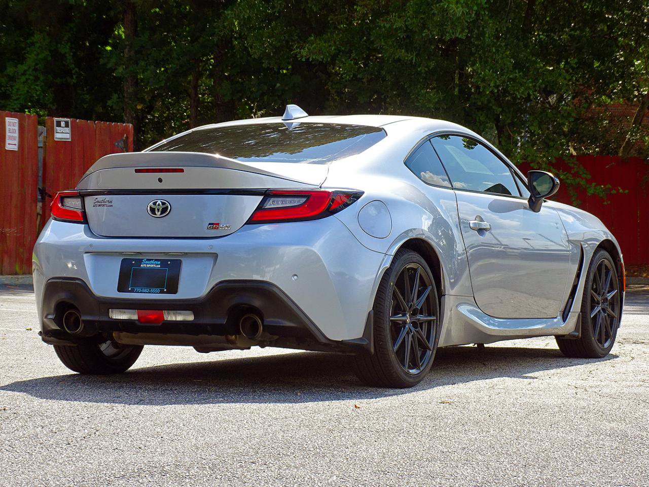 Used 2023 Toyota GR86 Premium RWD image 14