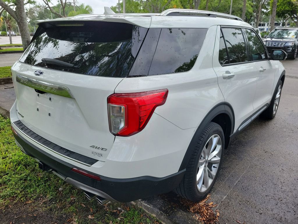 Certified 2023 Ford Explorer Platinum w/ Technology Package image 3