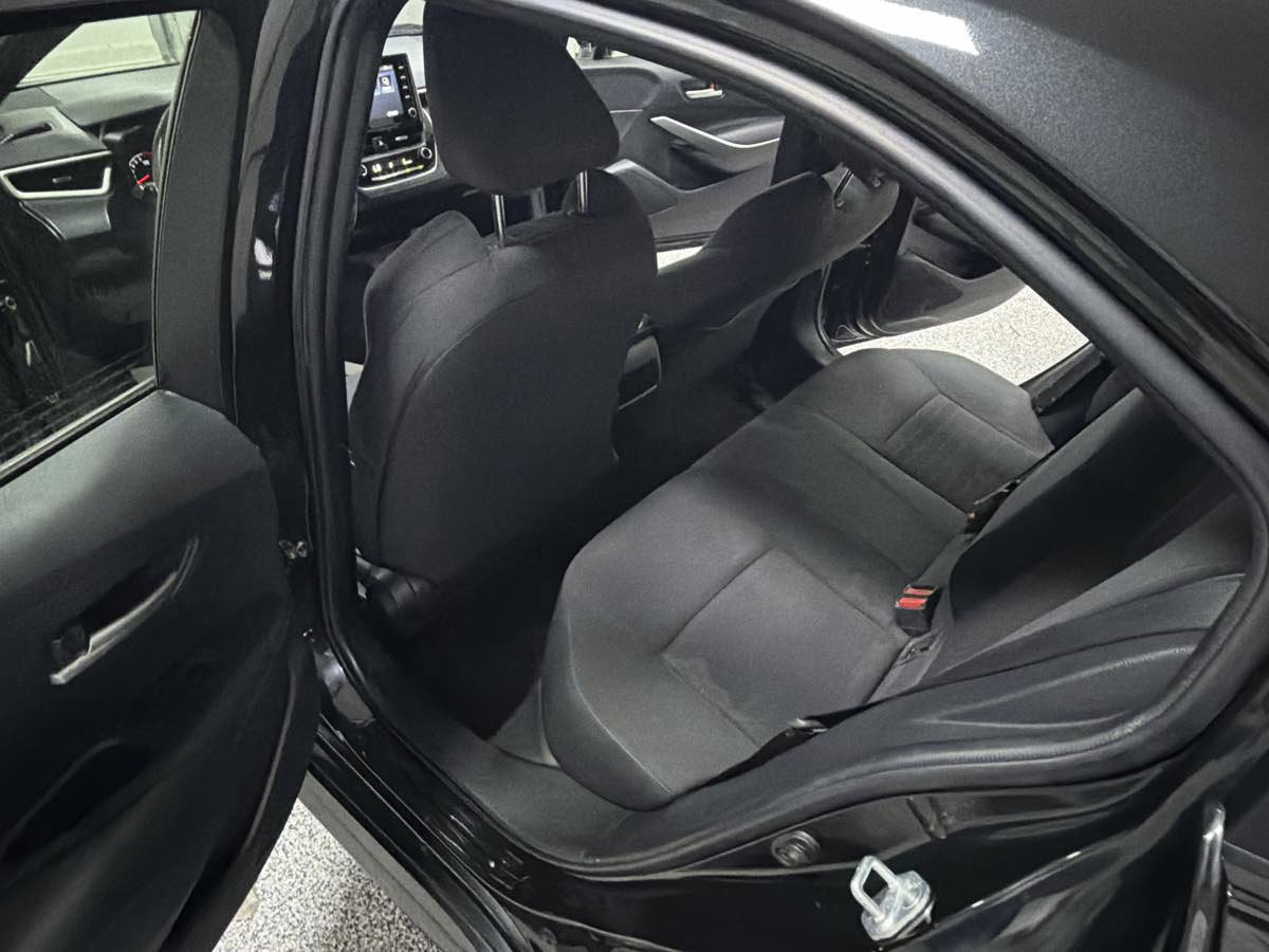 Used 2020 Toyota Corolla SE FWD image 23