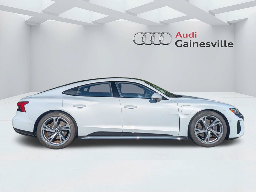 Used 2024 Audi e-tron GT Prestige AWD/4WD image 2