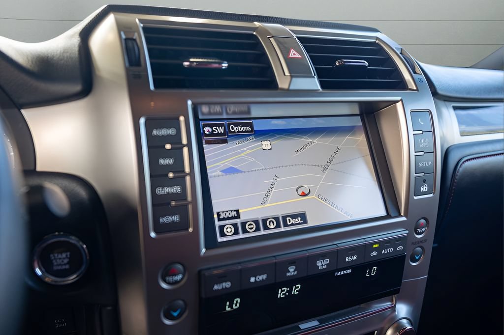 Used 2021 Lexus GX 460 Premium w/ Premium Package AWD/4WD image 18