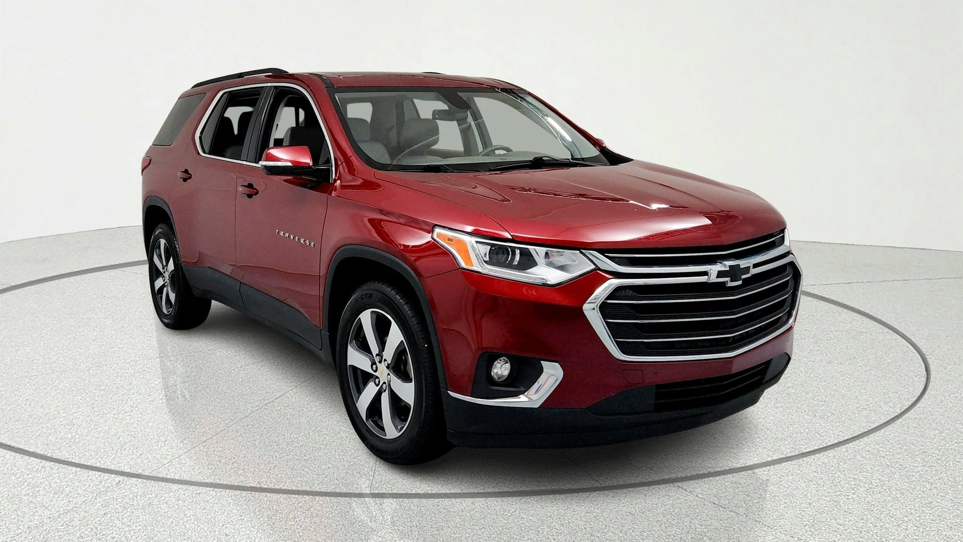 Used 2019 Chevrolet Traverse LT w/ LT Premium Package FWD image 7