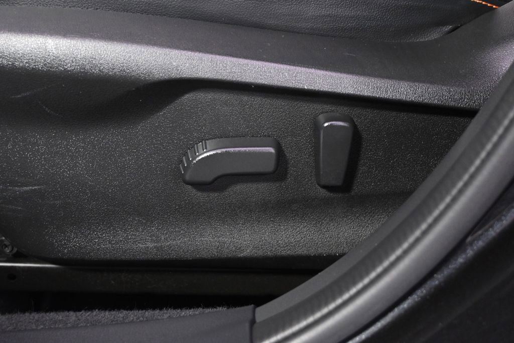 Used 2018 Subaru Crosstrek 2.0i Limited w/ Popular Package #3 image 14