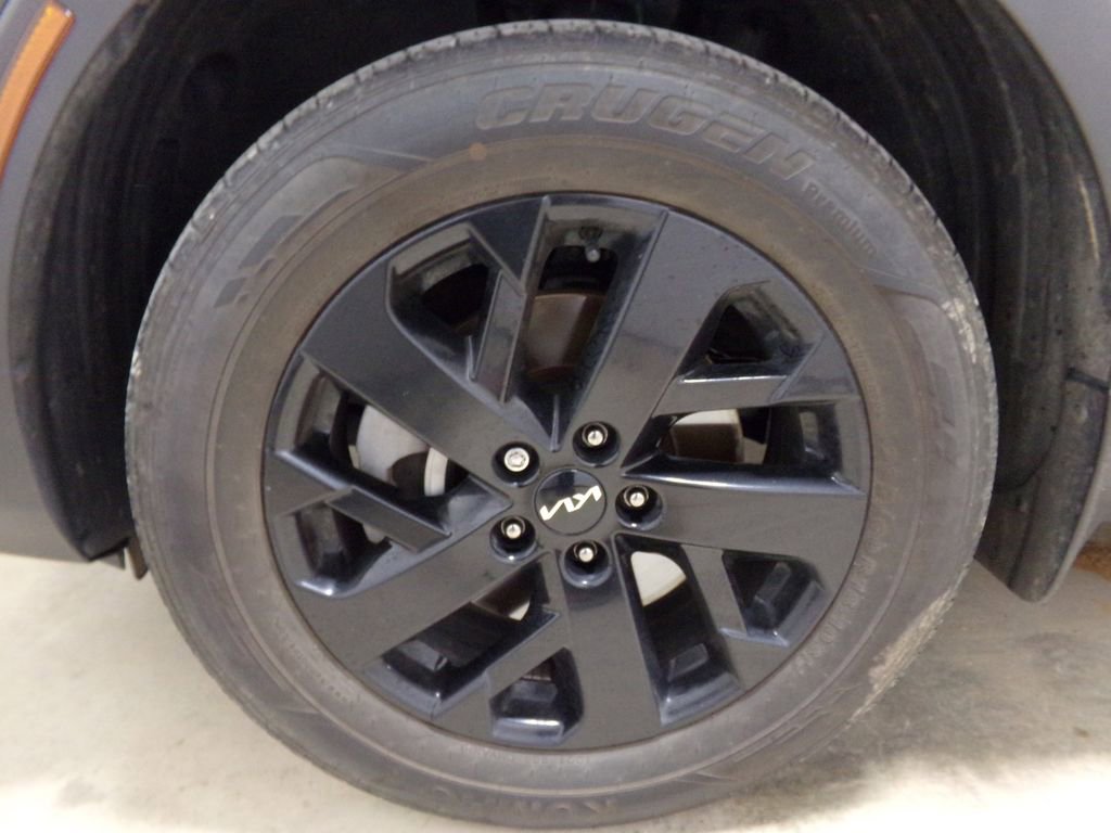 Used 2023 Kia Sorento S w/ Panoramic Sunroof Package image 32