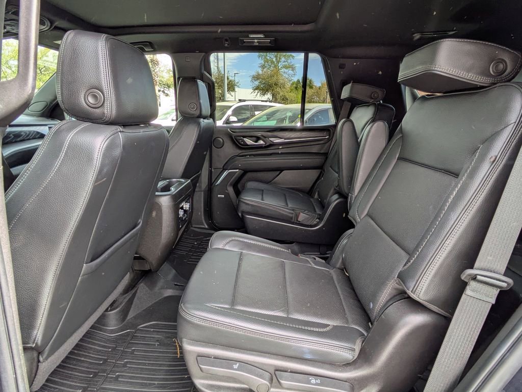 Used 2022 GMC Yukon Denali w/ Advanced Technology Package image 14