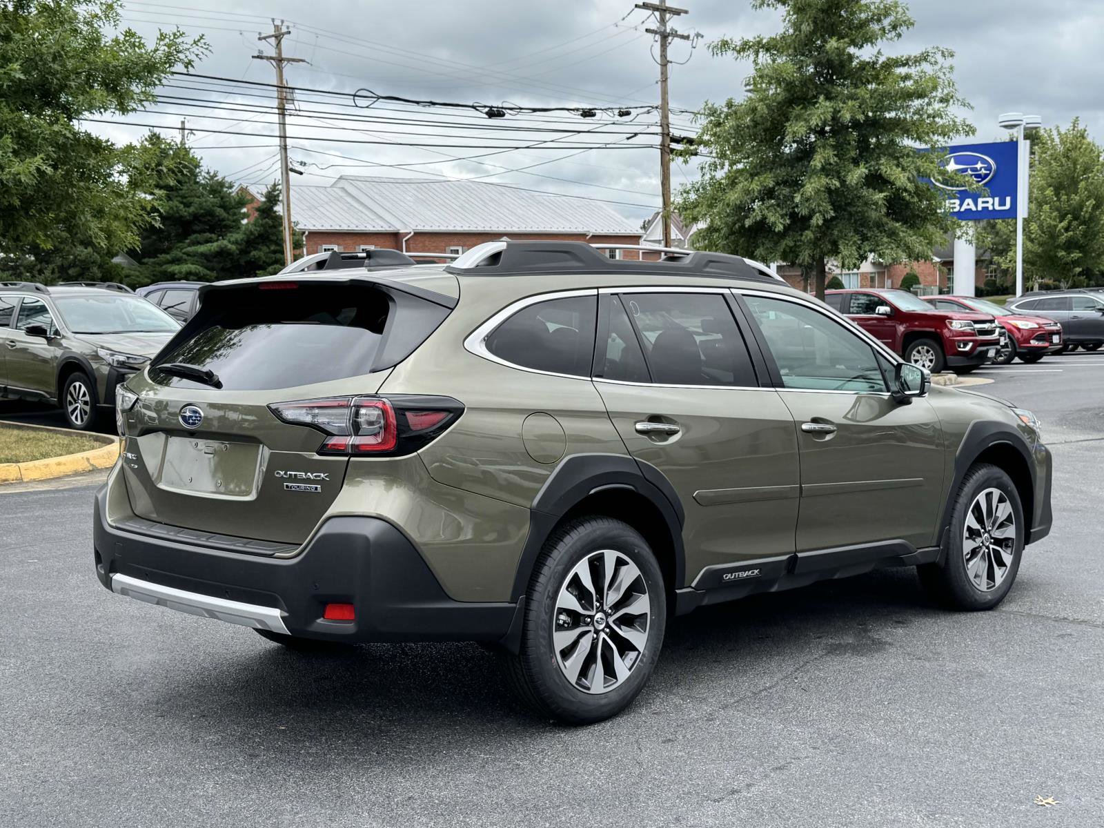 New 2025 Subaru Outback Touring image 2