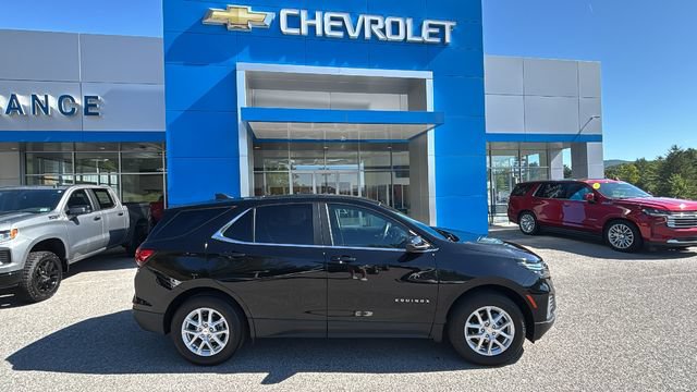 Used 2024 Chevrolet Equinox LT w/ Driver Convenience Package AWD/4WD image 3