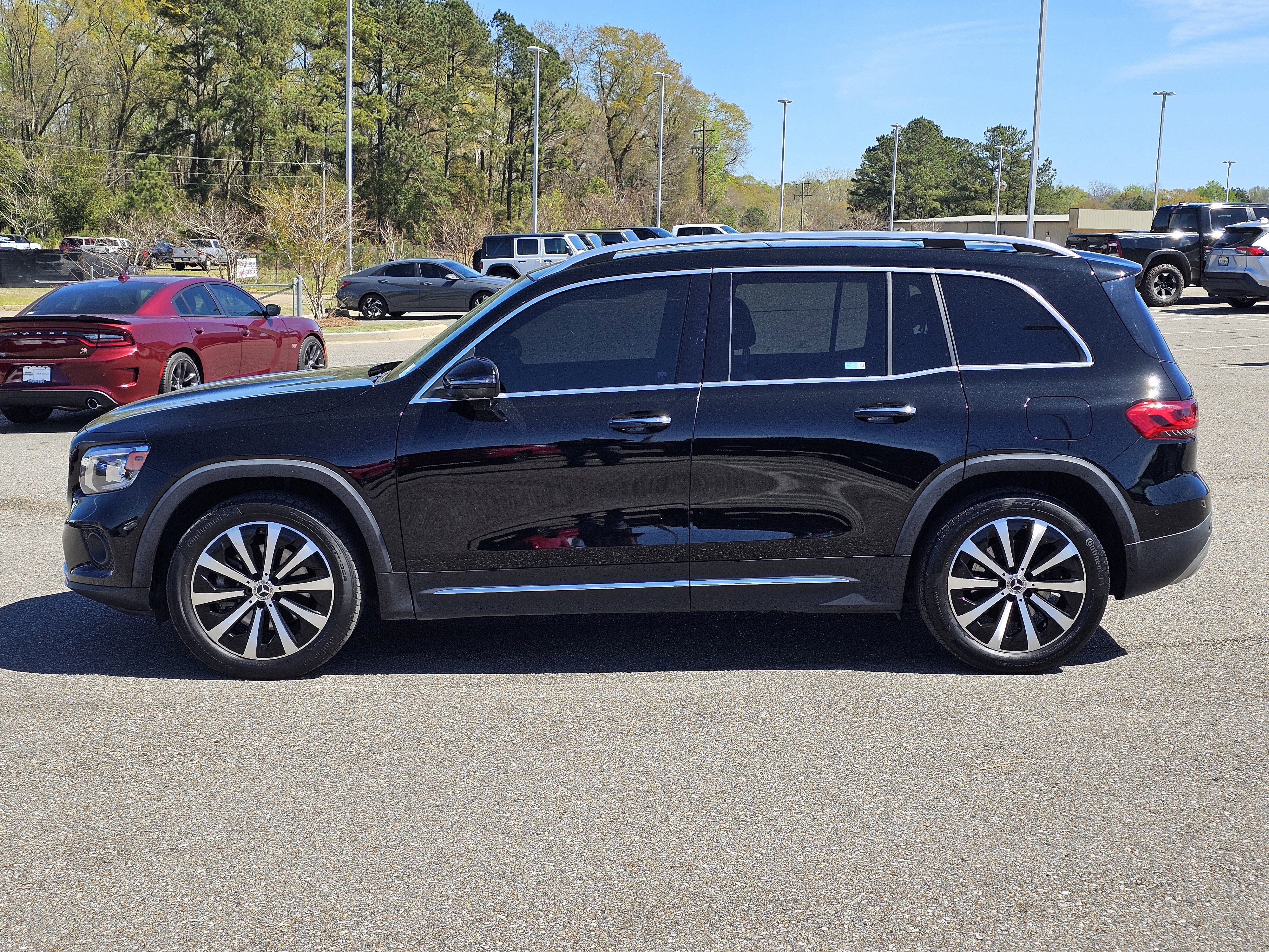 Used 2022 Mercedes-Benz GLB 250 GLB 250 SUV image 13