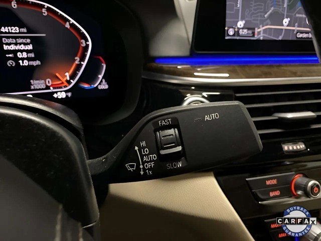 Used 2020 BMW 530i w/ Convenience Package image 41