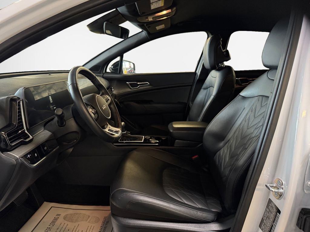 Used 2025 Kia Sportage X-Line image 12