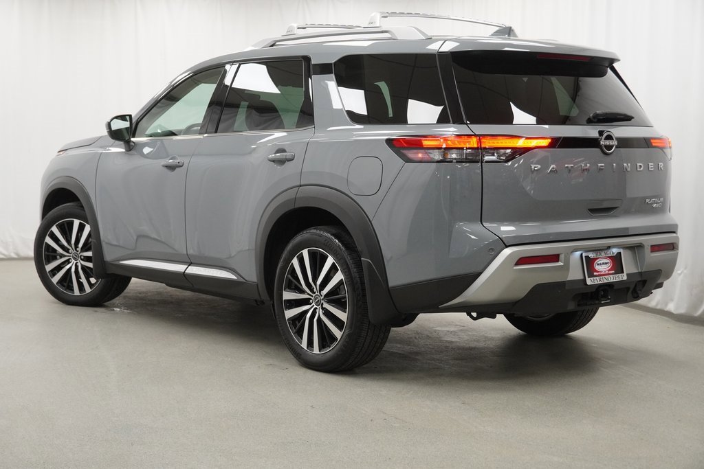 Used 2024 Nissan Pathfinder Platinum w/ Cargo Package image 14