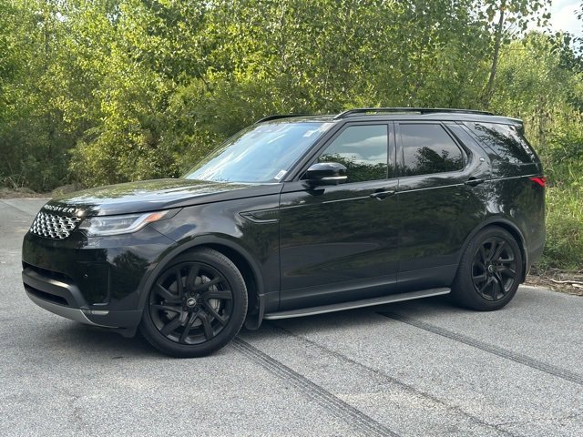 New 2025 Land Rover Discovery S