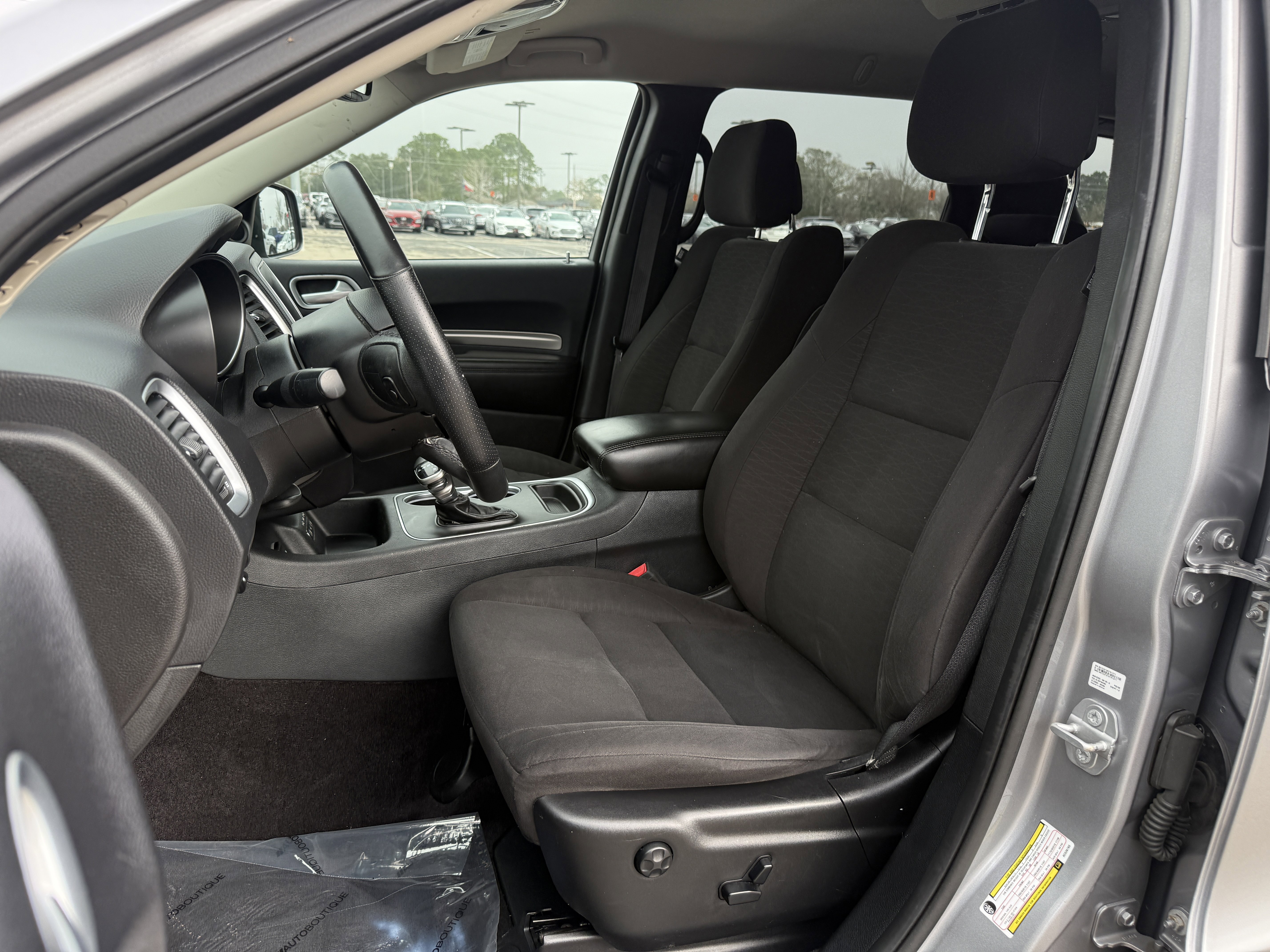 Used 2019 Dodge Durango SXT image 25