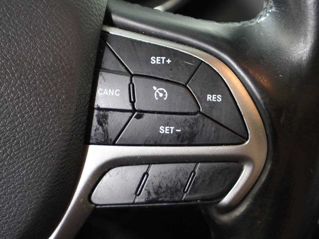 Used 2021 Jeep Grand Cherokee Limited image 45