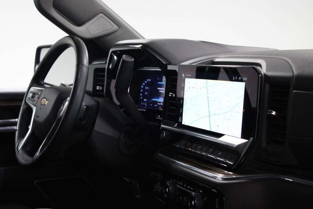 Used 2025 Chevrolet Silverado 1500 LT image 29