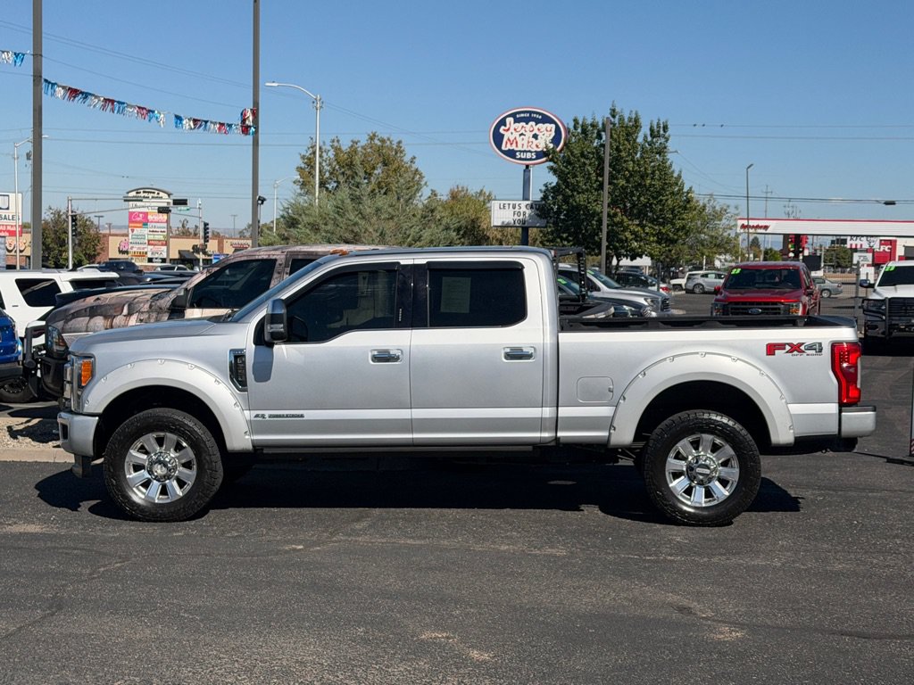 Used 2017 Ford F350 Platinum w/ Platinum Ultimate Package AWD/4WD image 2