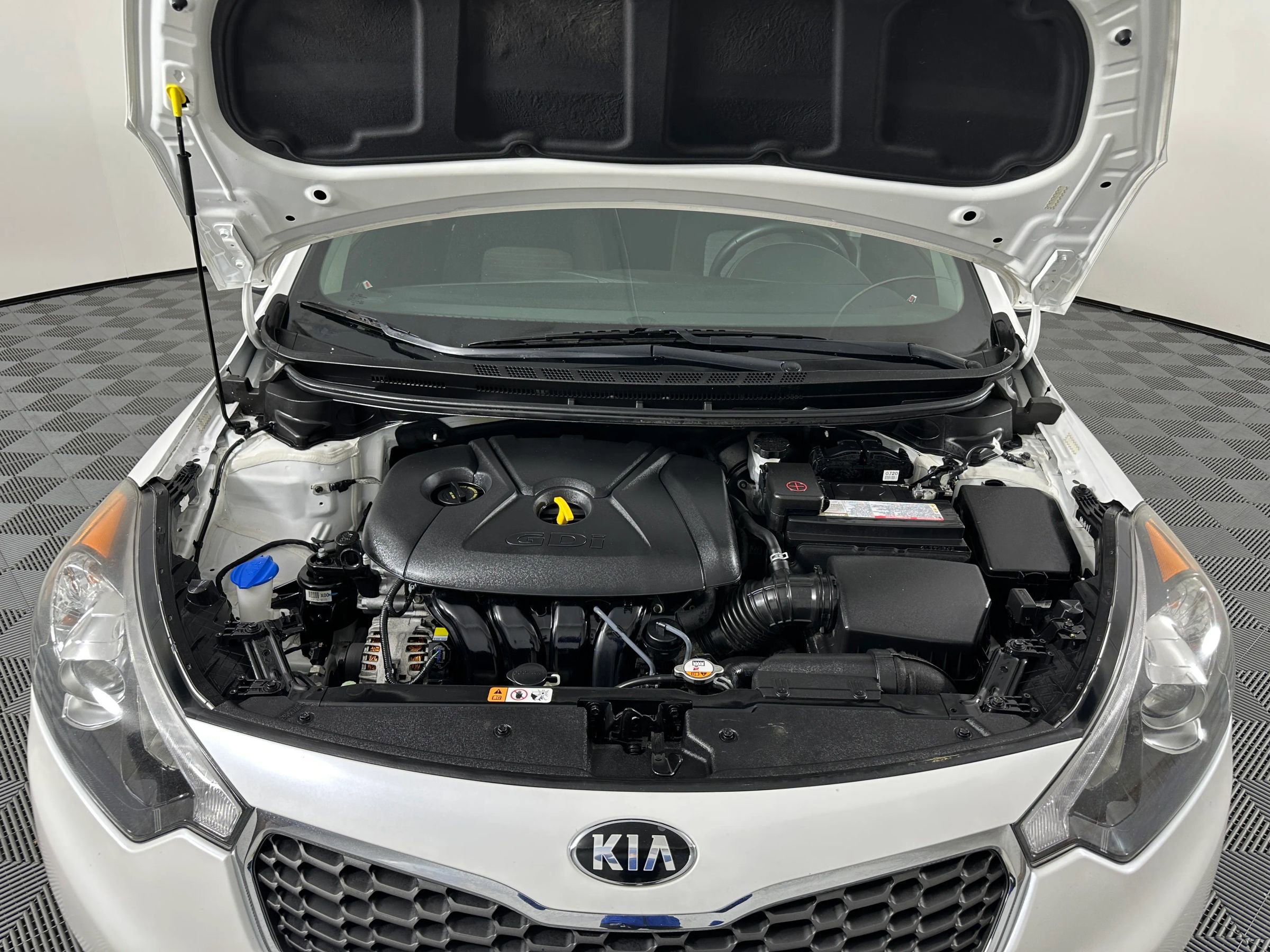 Used 2015 Kia Forte EX image 18