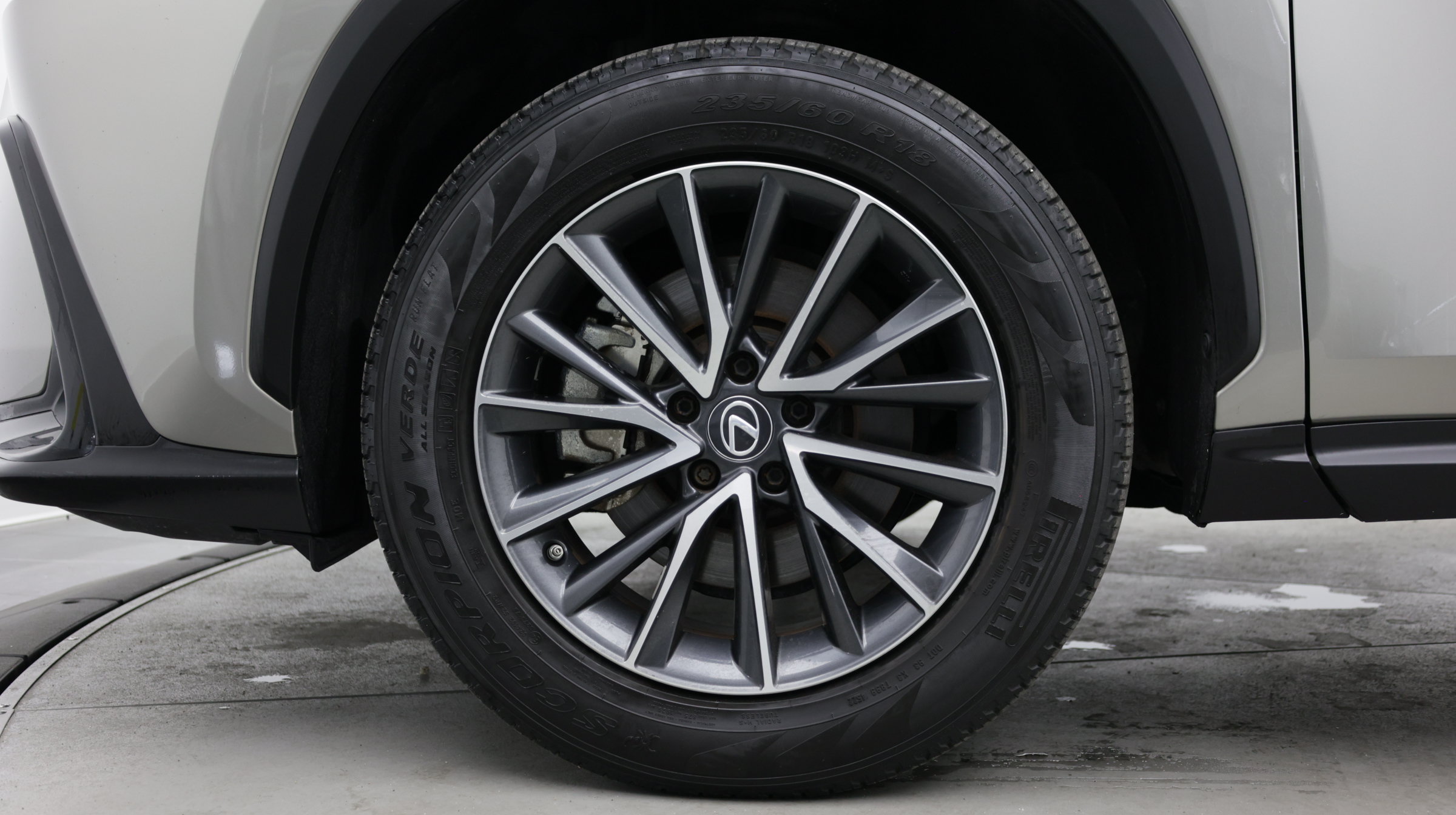 Used 2023 Lexus NX 250 FWD w/ Towing Package (2000 Lbs) image 6