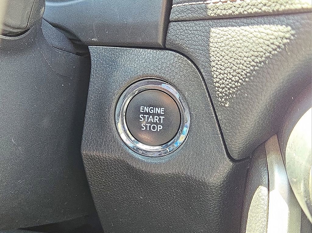 Used 2023 Toyota RAV4 XLE image 31