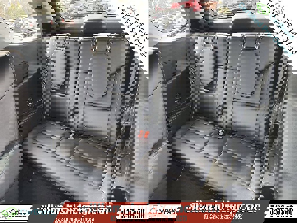 Used 2020 Ford Explorer Limited image 35