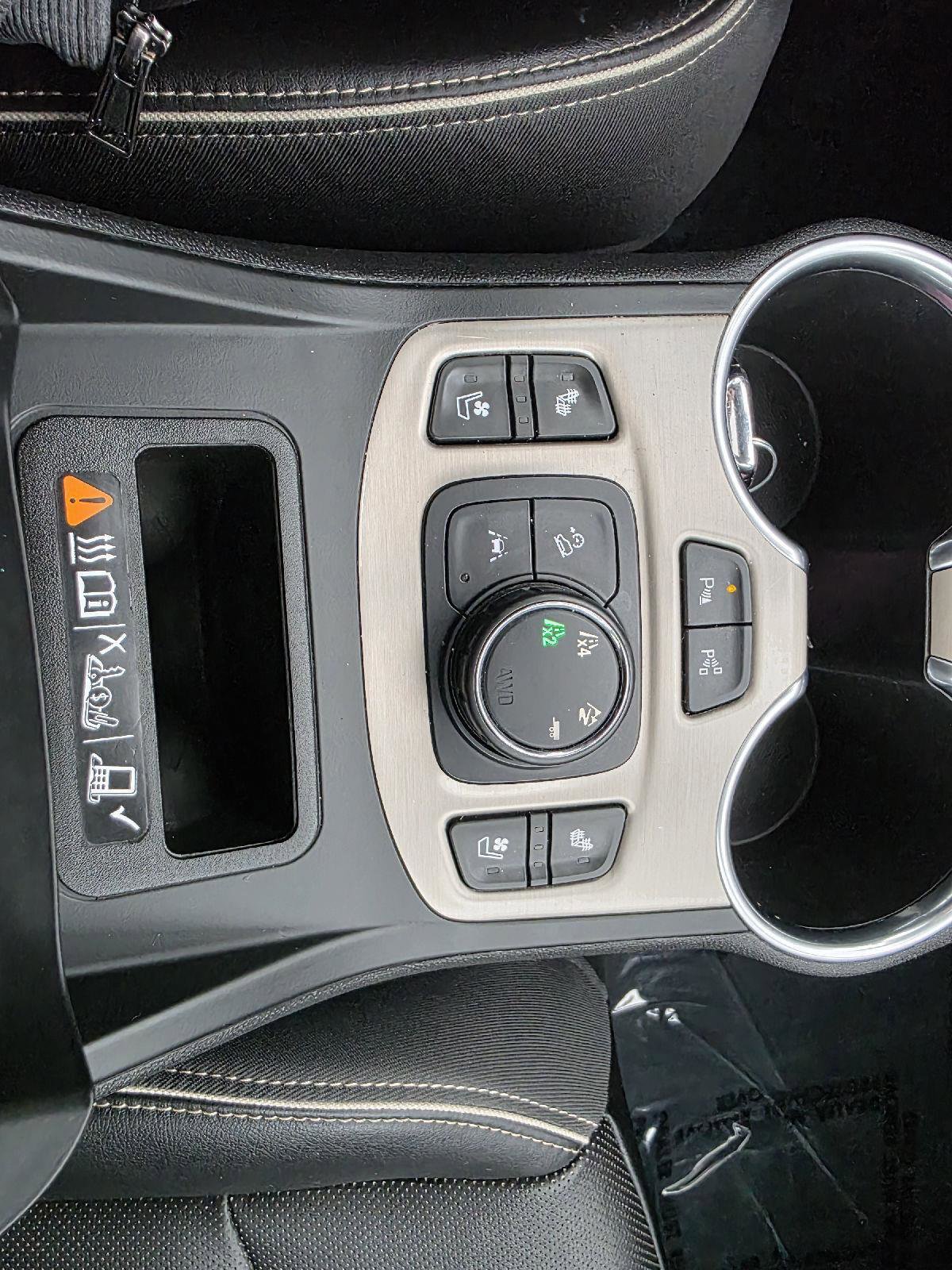 Used 2019 GMC Terrain Denali image 21